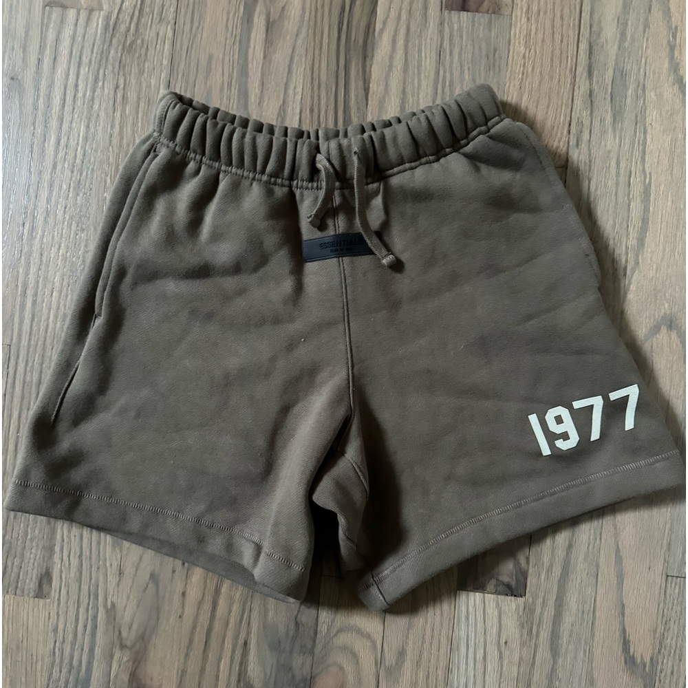 BRAND NEW Essential Fear of God Shorts